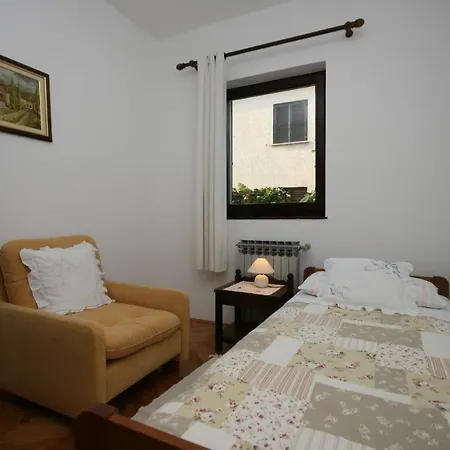 With A Parking Space Novigrad - 7020 Apartment