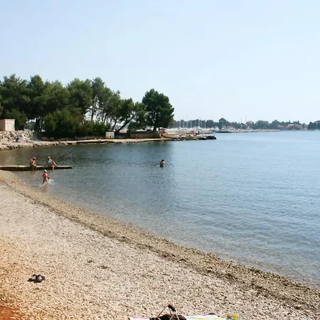 Apartamento With A Parking Space Novigrad - 7020 *