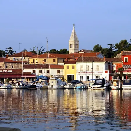 With A Parking Space Novigrad - 7020 Appartamento