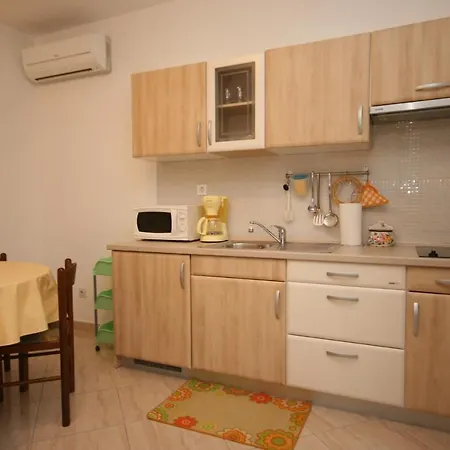 With A Parking Space Novigrad - 7020 *